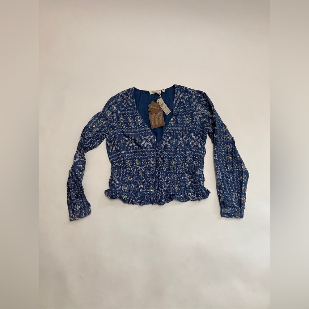 NWT ANTRHO Forever that Girl blouse!